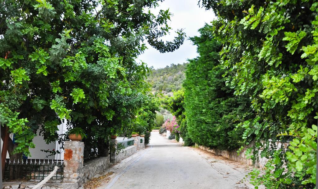 Hotel Korfos - Ξενοδοχείο Κόρφος Renovated ภายนอก รูปภาพ