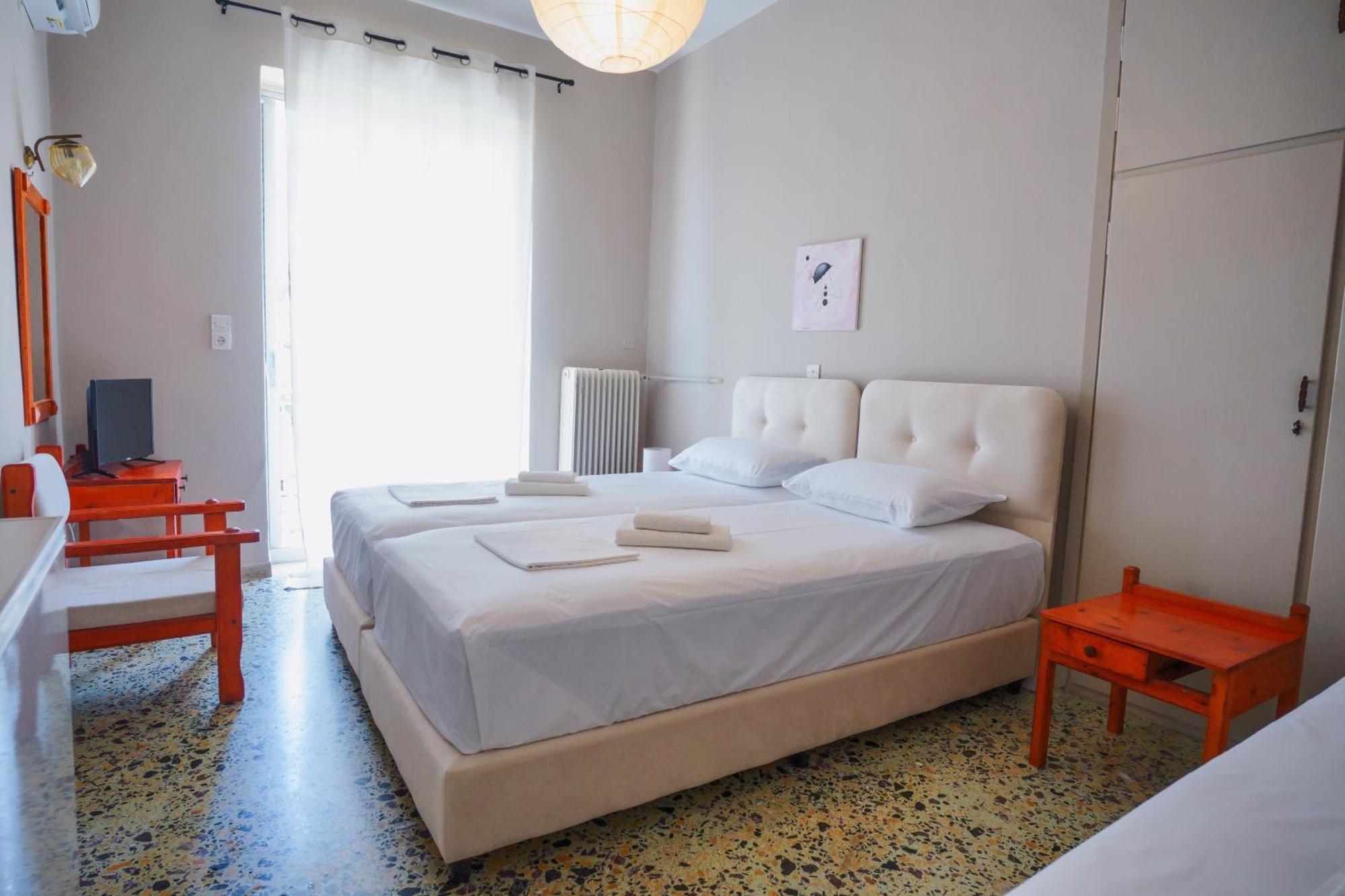 Hotel Korfos - Ξενοδοχείο Κόρφος Renovated ภายนอก รูปภาพ