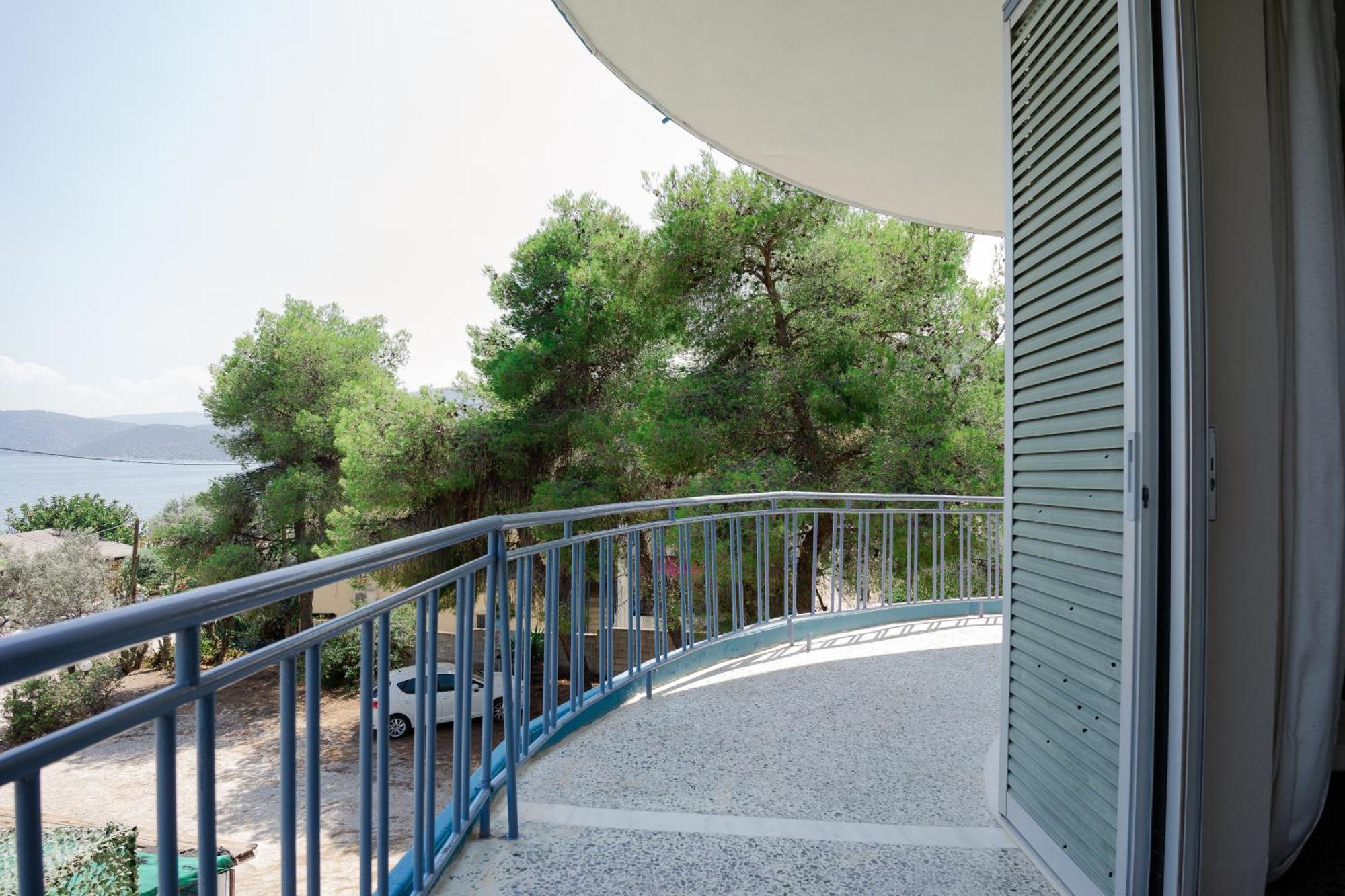 Hotel Korfos - Ξενοδοχείο Κόρφος Renovated ภายนอก รูปภาพ