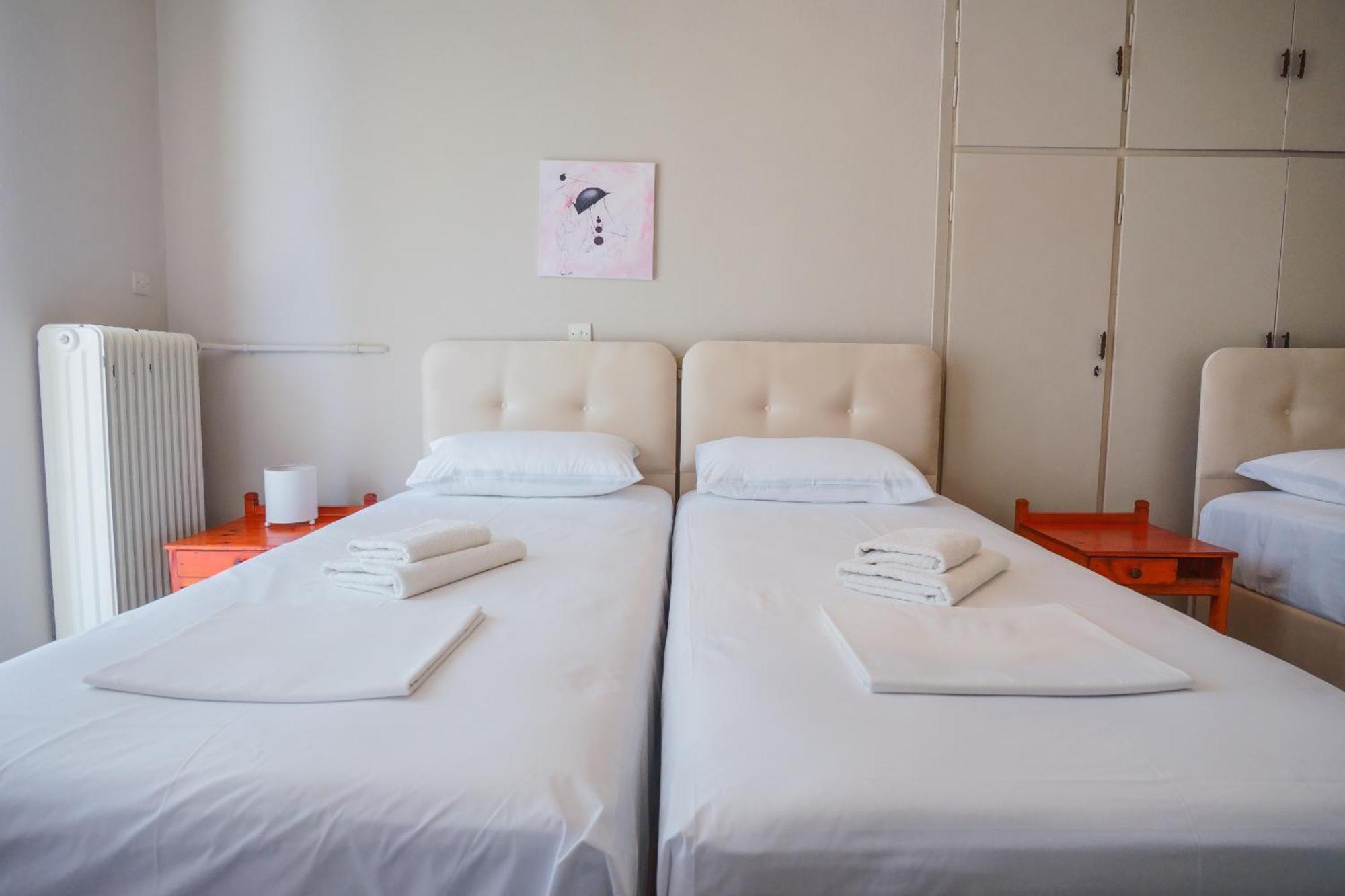 Hotel Korfos - Ξενοδοχείο Κόρφος Renovated ภายนอก รูปภาพ